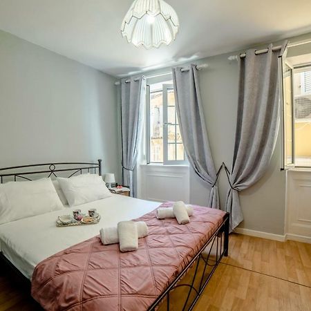 Next 2 Cathedral - Corcyra Apartment Corfu  ภายนอก รูปภาพ